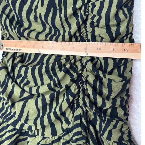 ZARA Green Zebra Print Ruched Mini Skirt XS Ruffle Hem Back Zip - Picture 15 of 15